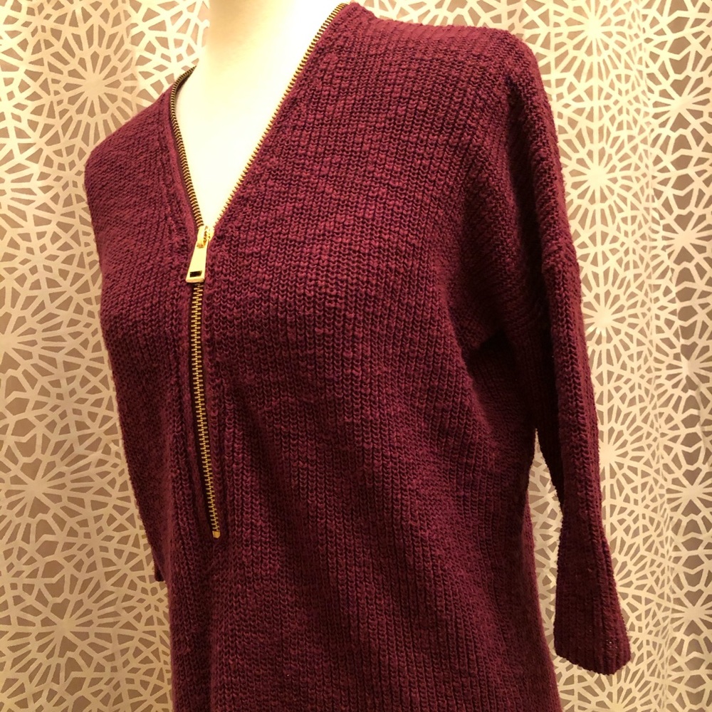 Express Burgundy XS Sweater Top With Gold Zipper - Picture 8 of 9